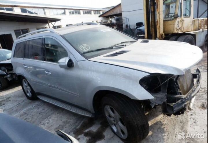 Mercedes GL w164 2009 г по запчастям