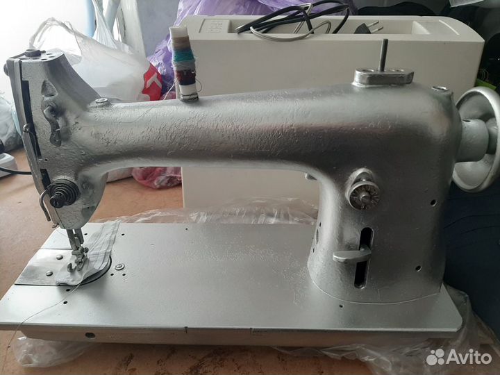 Швейная машина