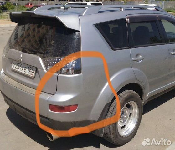 Бампер крыло Митсубиси Аутлендр XL 2008