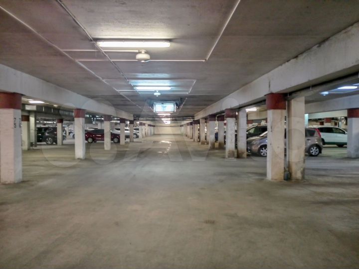 Машиноместо, 16 м²