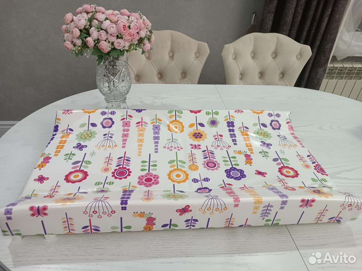 Пеленальная доска на кроватку