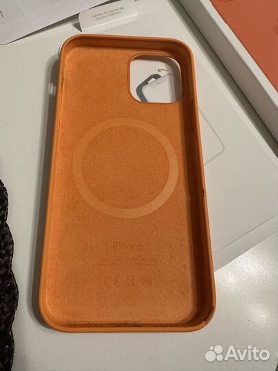 Оригинальный чехол iPhone 12/12 Pro