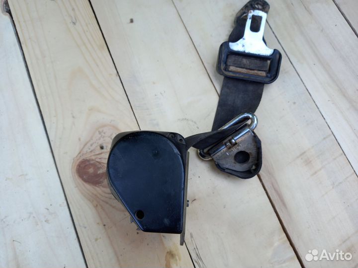 Ремень безопасности