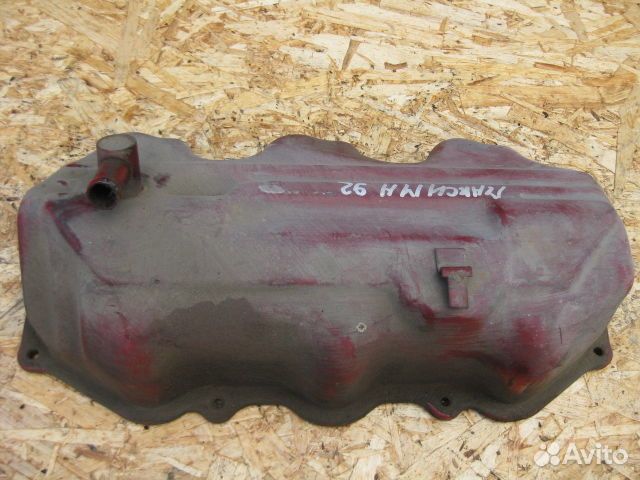 Крышка головки блока (клапанная) Nissan Maxima (88