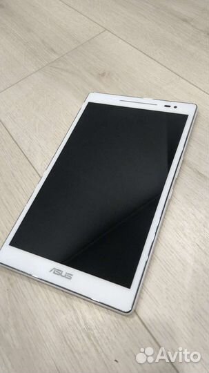 Планшет Asus ZenPad P022 8