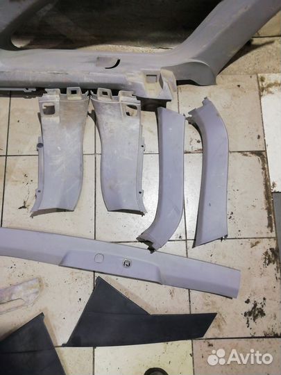 Обшивки багажника Nissan Primera P12