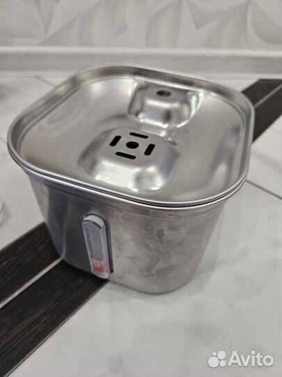 Поилка WF120 с датчиком движения