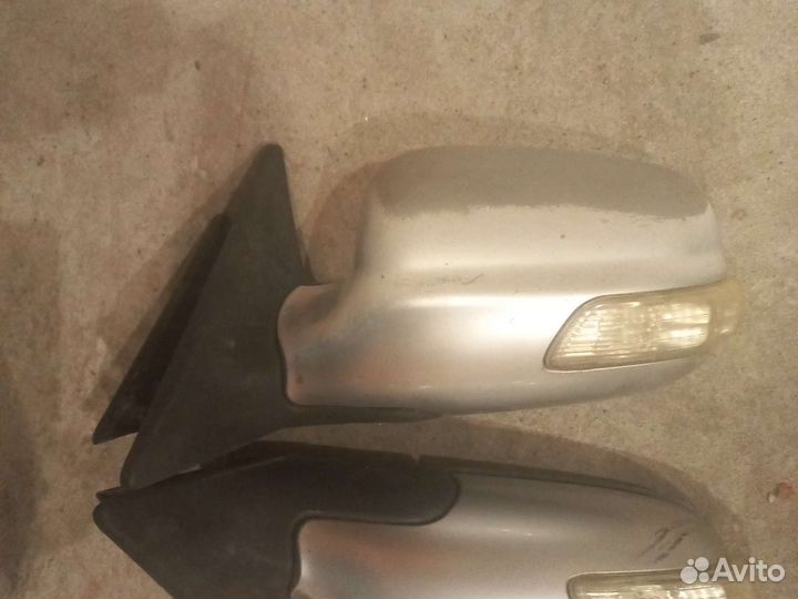 Зеркала с повторителями на Волгу 3102-31105. 2008г