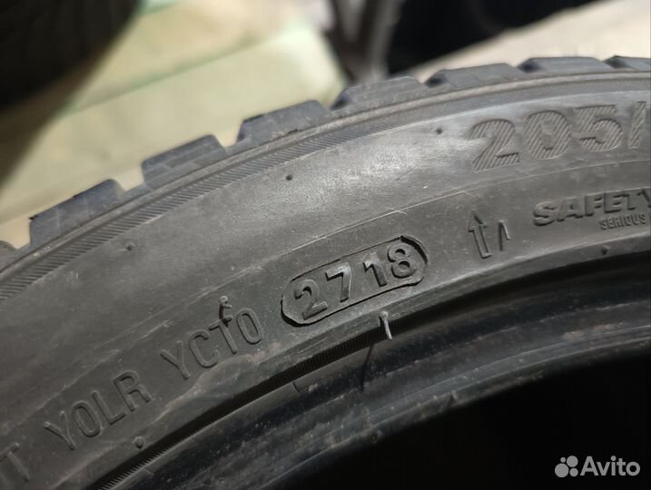 Kumho 722 205/45 R17