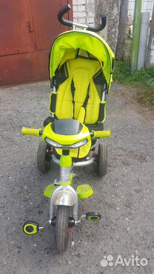 Детский велосипед с ручкой