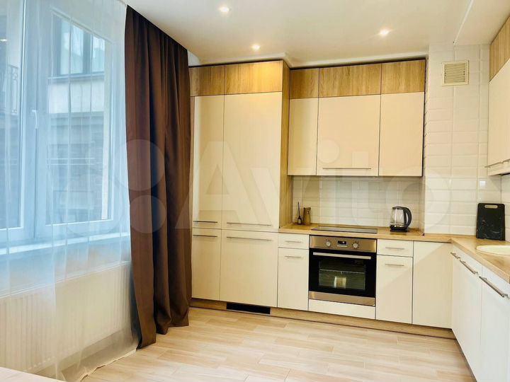 3-к. квартира, 84,4 м², 1/6 эт.