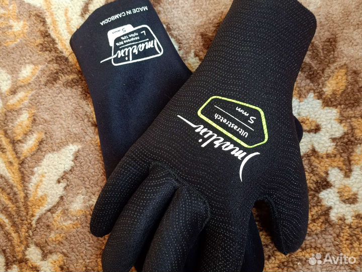 Перчатки для подводной охоты