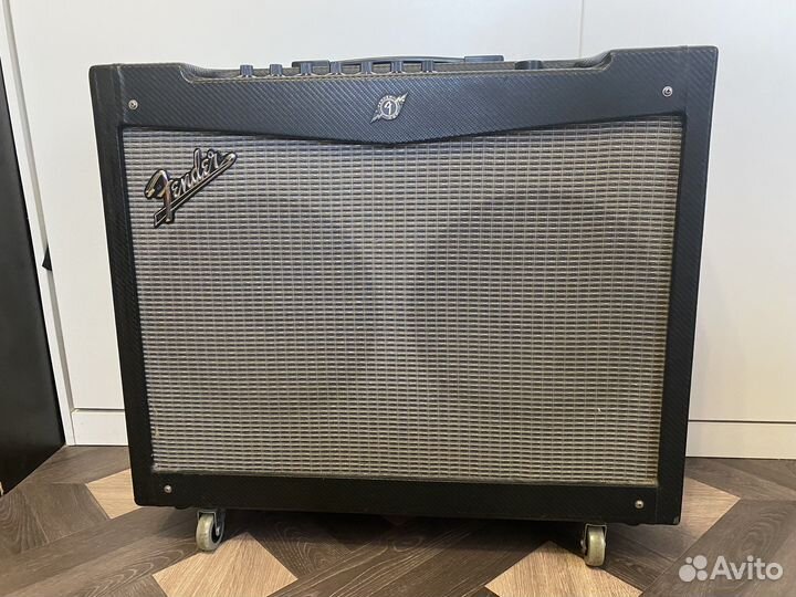 Fender mustang IV - гитарный комбо 150w