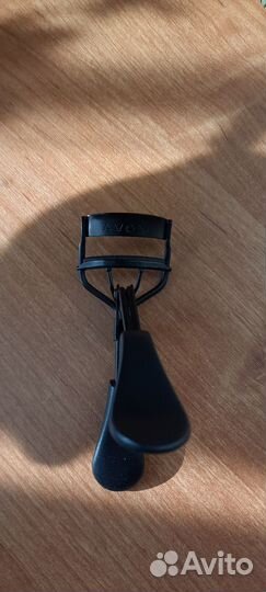 Для завивки ресниц керлер,аппарат для уз чистки