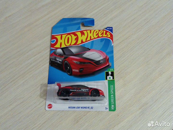 Коллекционная модель Nissan Leaf Nismo Hot Wheels