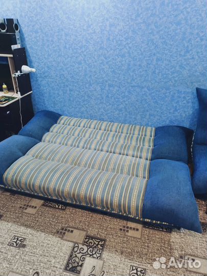 Продам Диван и Кресло в рабочем состоянии