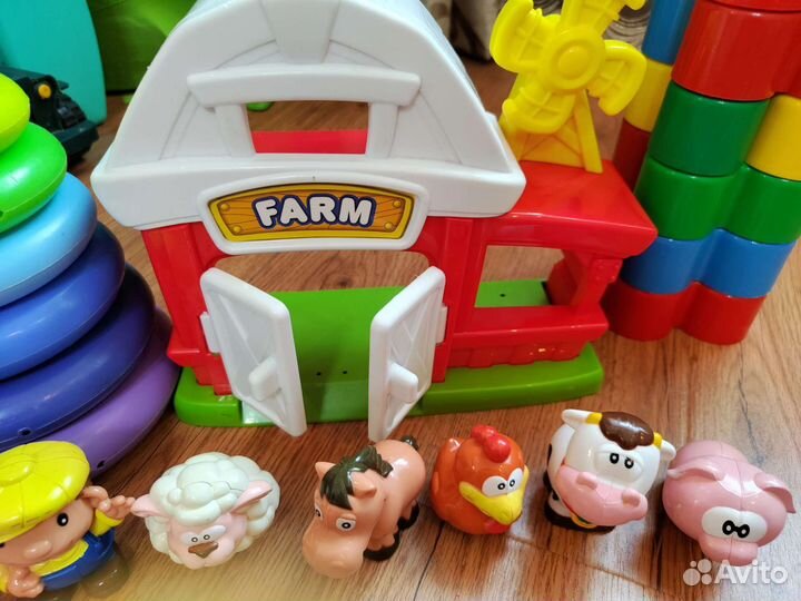 Развивающие игрушки пакетом