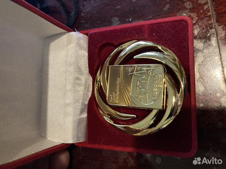 Золотая медаль чемпионата iaaf 2013 в Москве