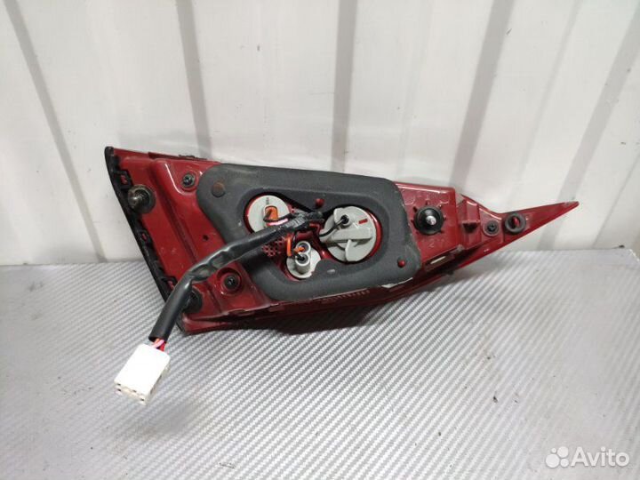 Фонарь правый в крышку задний правый Hyundai