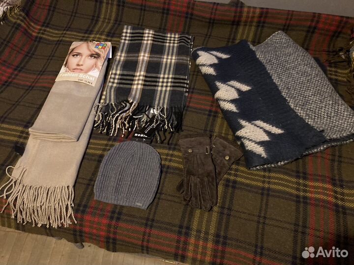 Шарфы и палантины