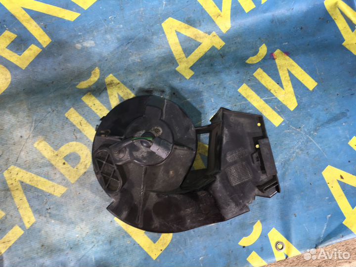 Моторчик печки saab 9000