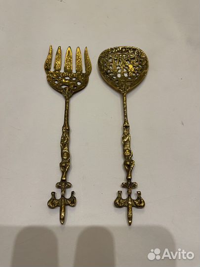 Столовые приборы для сервировки салата