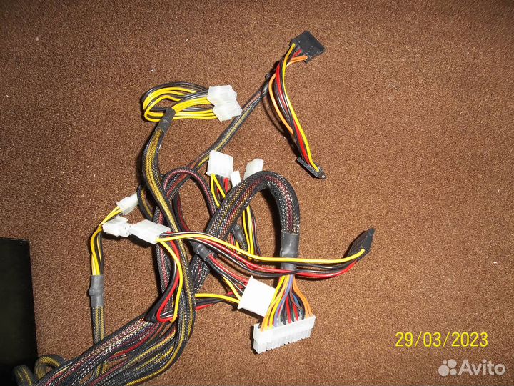 Power ON 685W