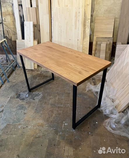 Компьютерный стол массив дуб