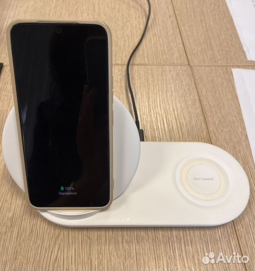 Беспроводное зарядное устройство Samsung Duo