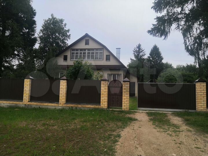 Дом 180 м² на участке 20 сот.