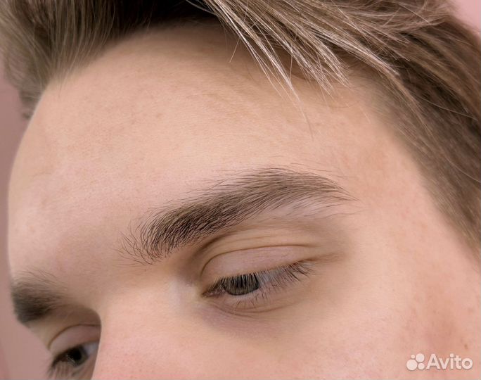 Мужской бровист