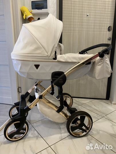 Коляска 2 в 1 Junama Diamond Exclusive Prams