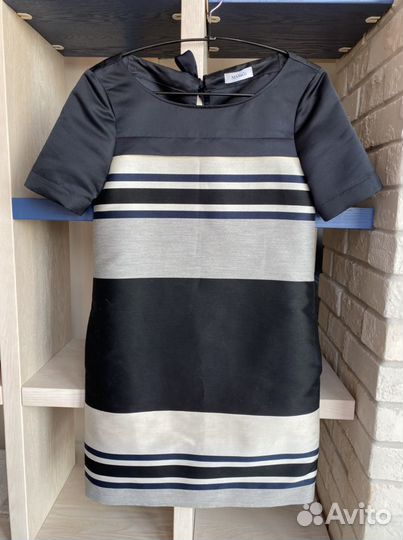 Платье Max&Co Очень стильное