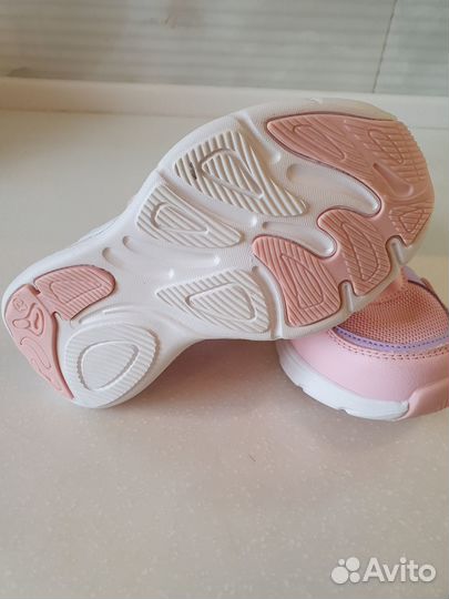 Кроссовки детские 27 р