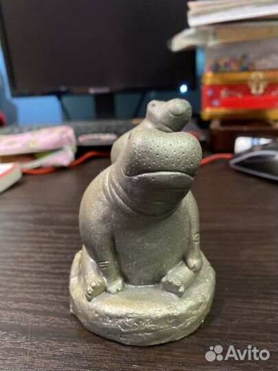 Статуэтка бегемоты серая
