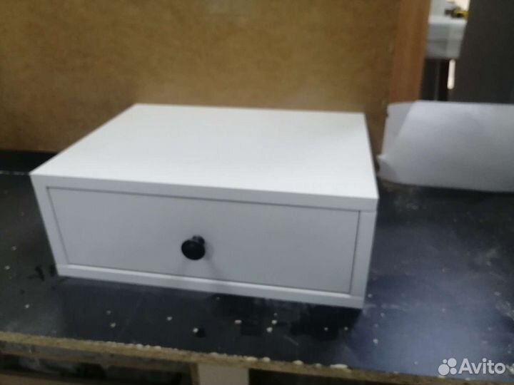 Тумба прикроватная подвесная