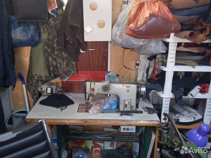 Мастер по ремонту обуви и изготовлению ключей