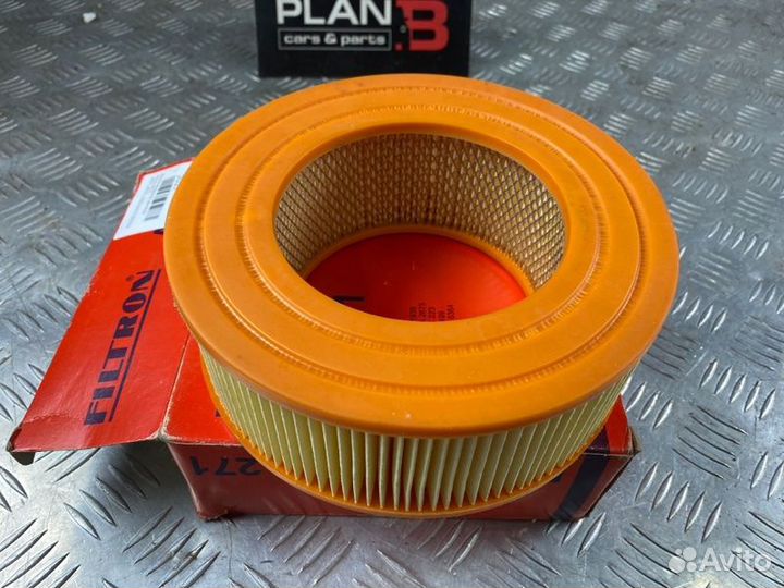 Фильтр воздушный двигателя Filtron Ar271