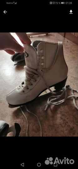 Продам коньки