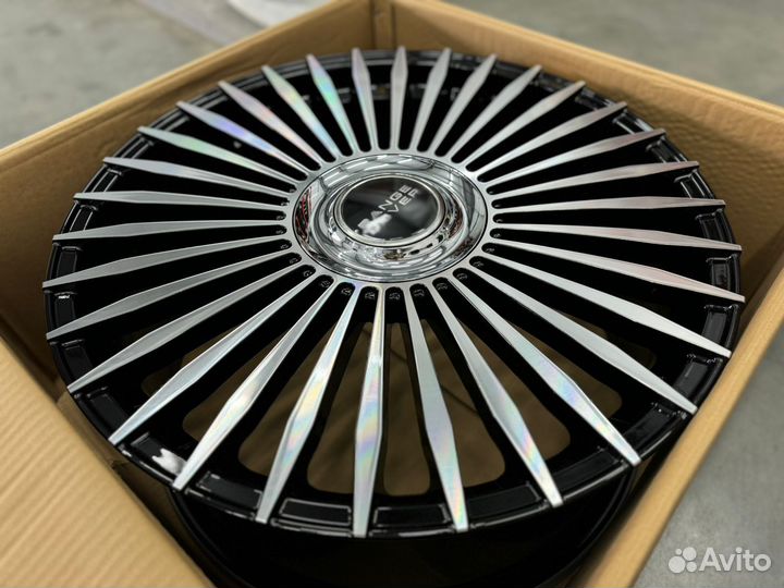 Новые диски R22 Mansory на Range Rover Evoque