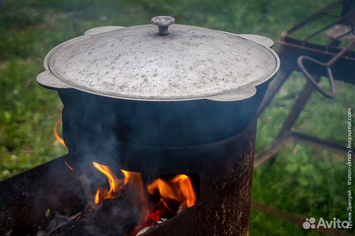 Мангал с чугунным казаном на 12 литров