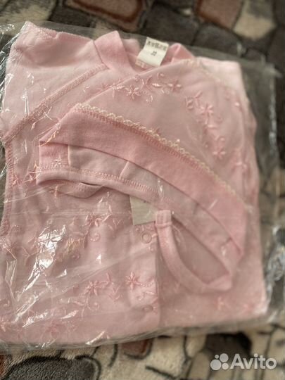 Комплект на выписку для девочки