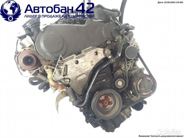 Форсунка топливная Volkswagen Passat B6 2010