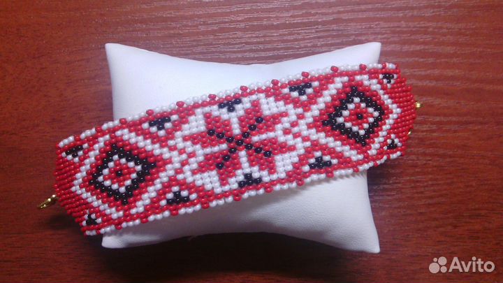 Браслет, фенечка - оберег из бисера этно бохо