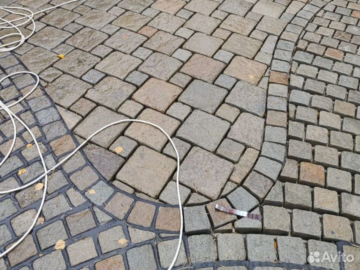 Укладка тротуарной плитки брусчатки