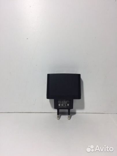 Зарядное устройство 2xusb 5V 1A SHN062012