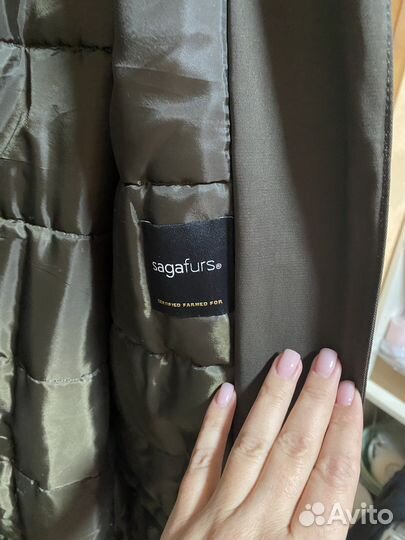 Парка с натуральным мехом 44