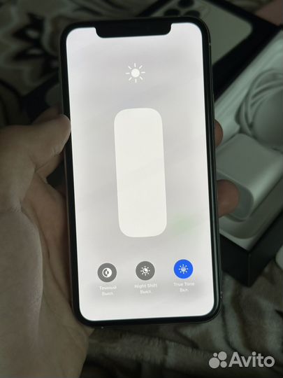 iPhone 11 Pro, 64 ГБ