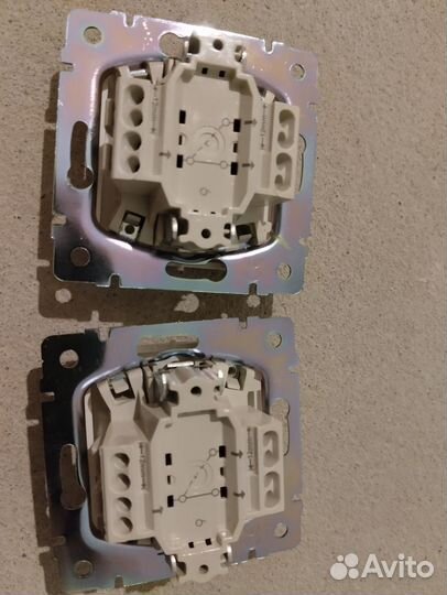 Розетки легранд валена