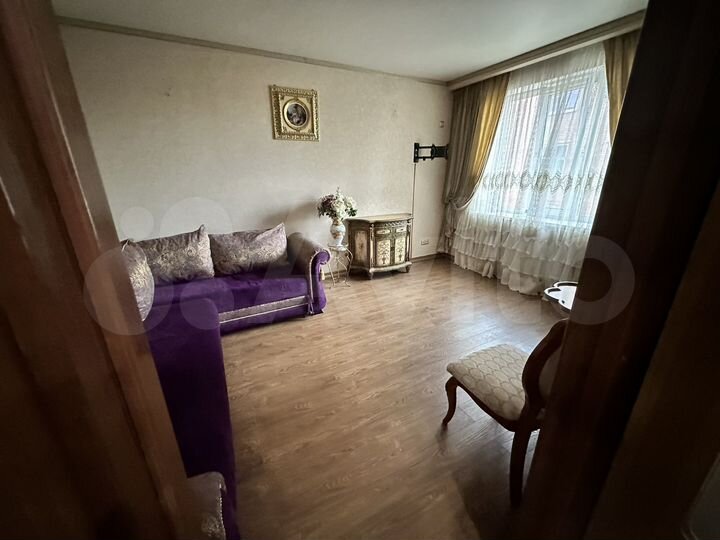 2-к. квартира, 52 м², 3/5 эт.
